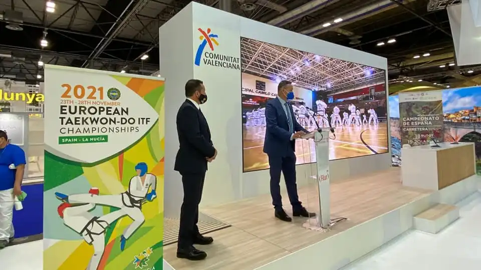 REPORT FITUR 2021 - EUROS 2021 Presentation thumbnail